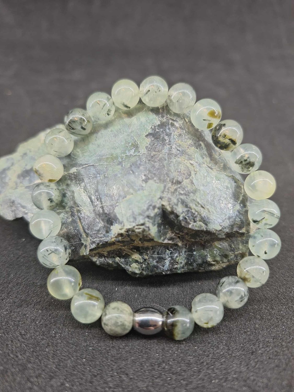 Bracelet Préhnite 8mm pierre naturel fait main