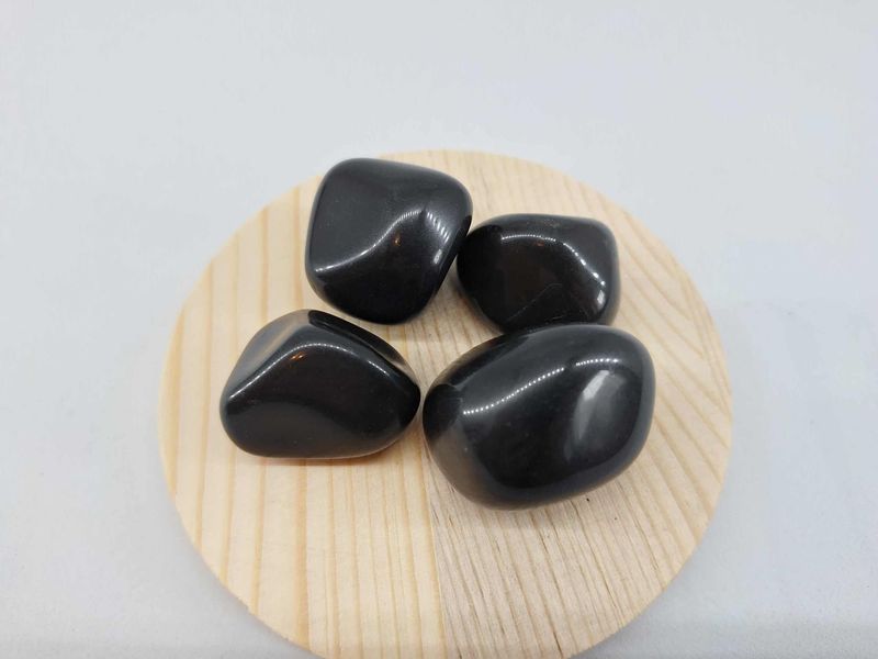 Pierres roulées Onyx ( Agate noir) pierre naturel