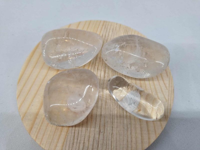 Pierre roulée Cristal de roche pierre naturel