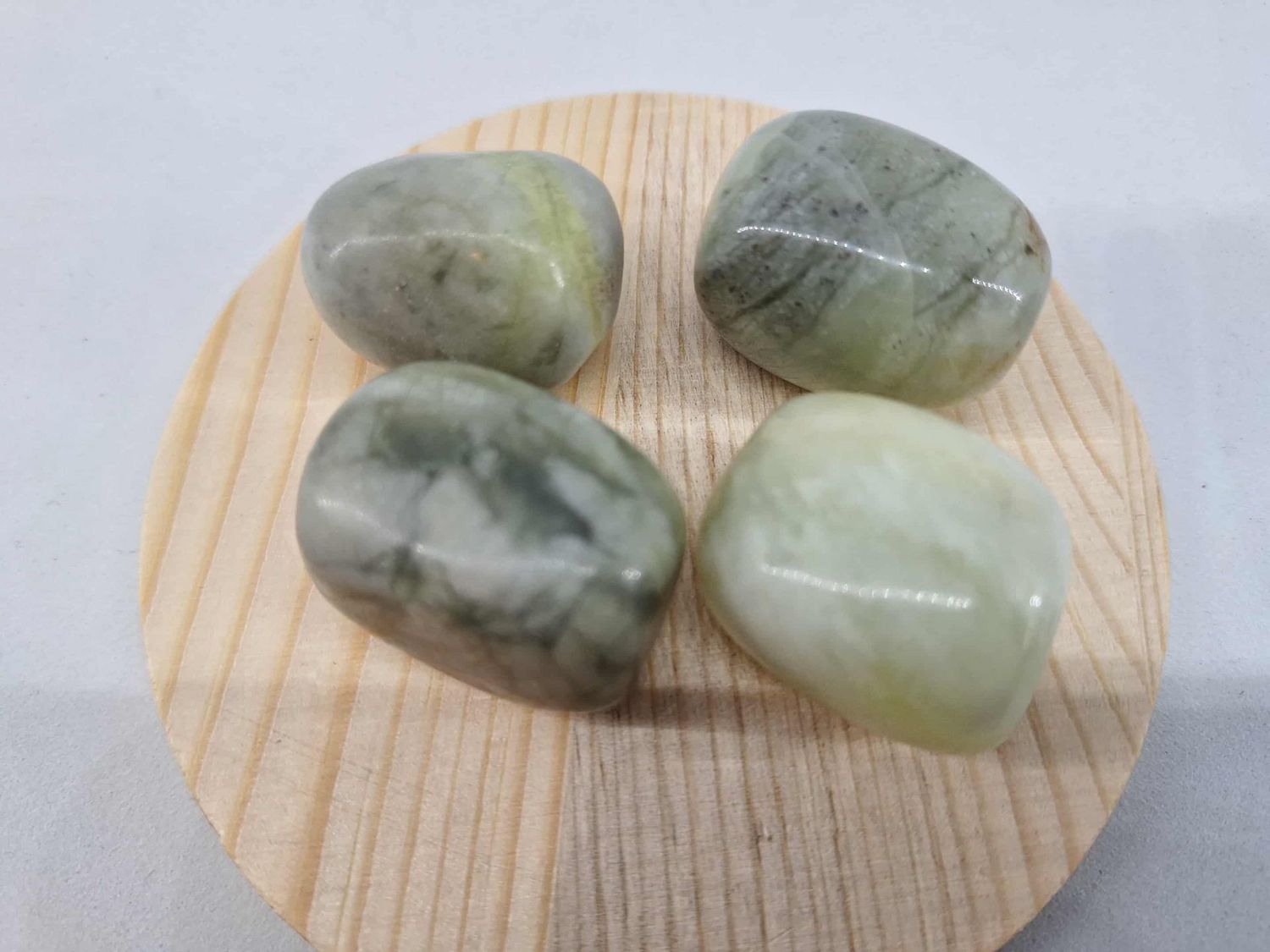 Pierre roulée Jade vert pierre naturel