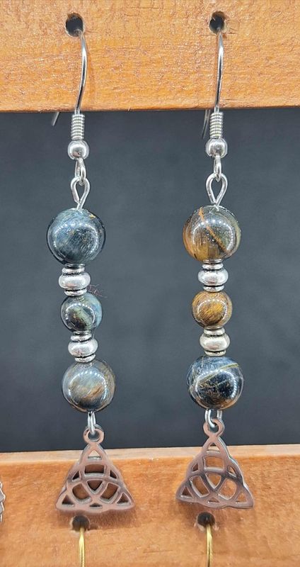 Boucle d'oreilles Œil de faucon 8mm / 6mm pierre naturel