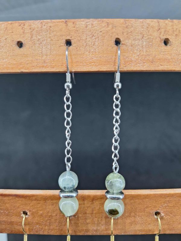 Boucle d'oreilles Prehnite 8mm  pierre naturel