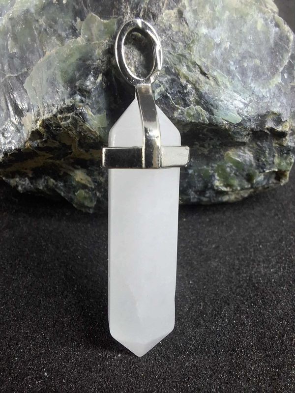 Pendentif Jade blanc pierre naturel