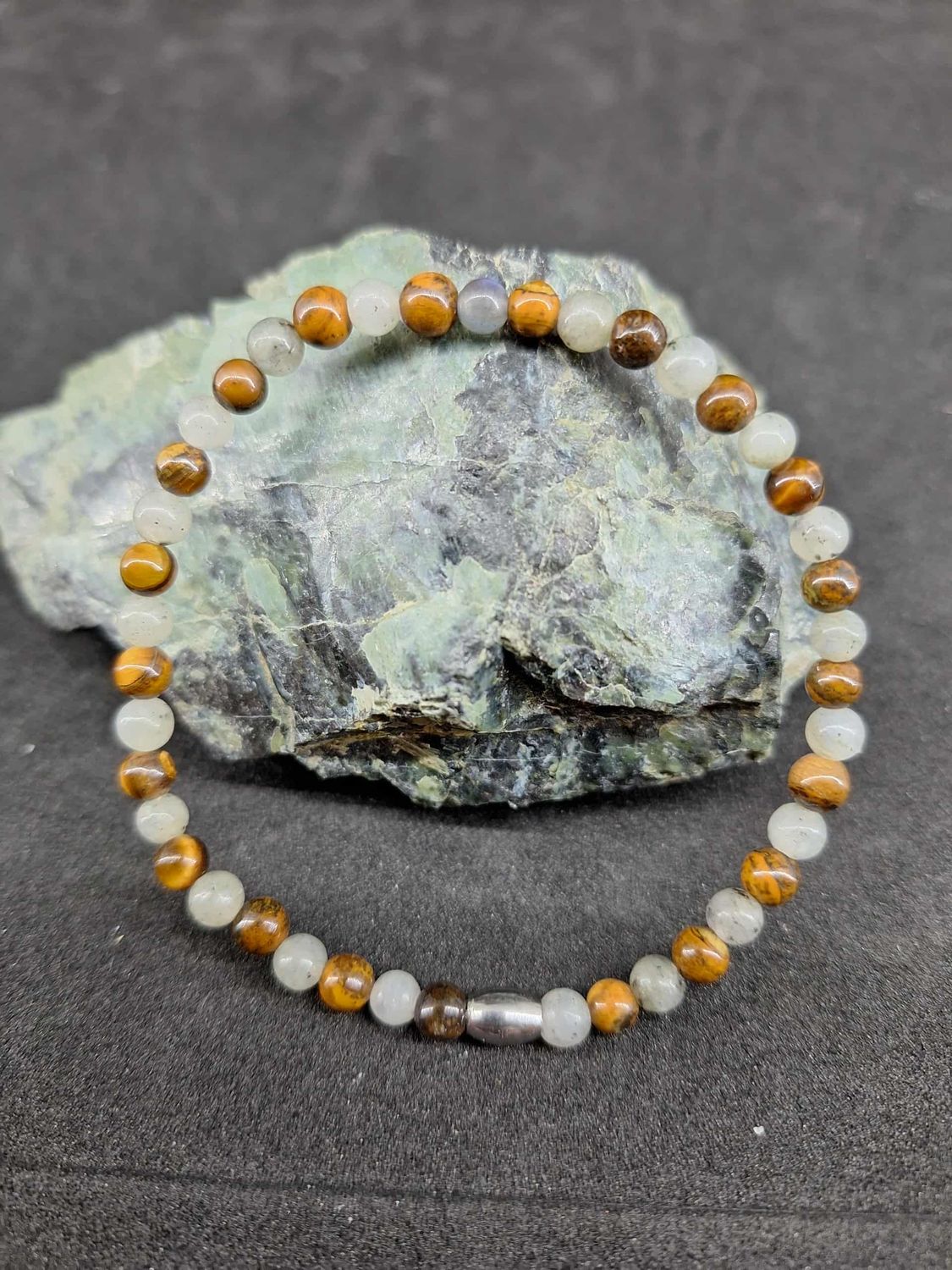 Bracelet Protection 4mm pierre naturel fait main