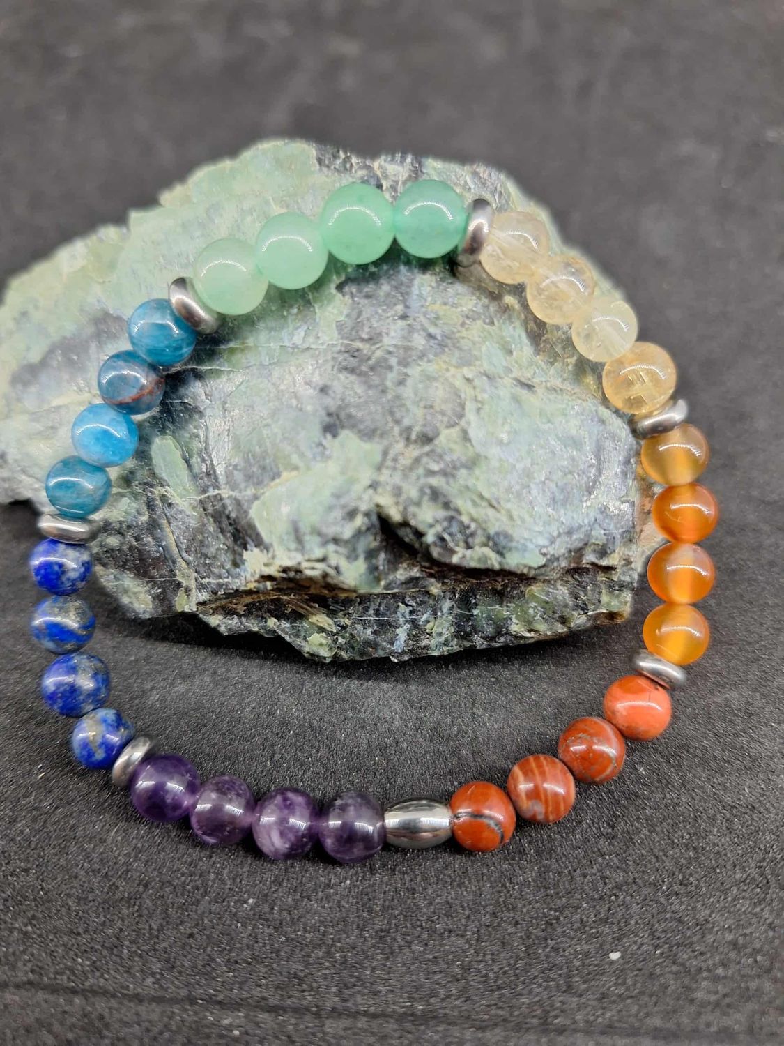 Bracelet 7 chakra 6mm pierre naturel fait main Bracelet 7 chakra 6mm pierre naturel fait main