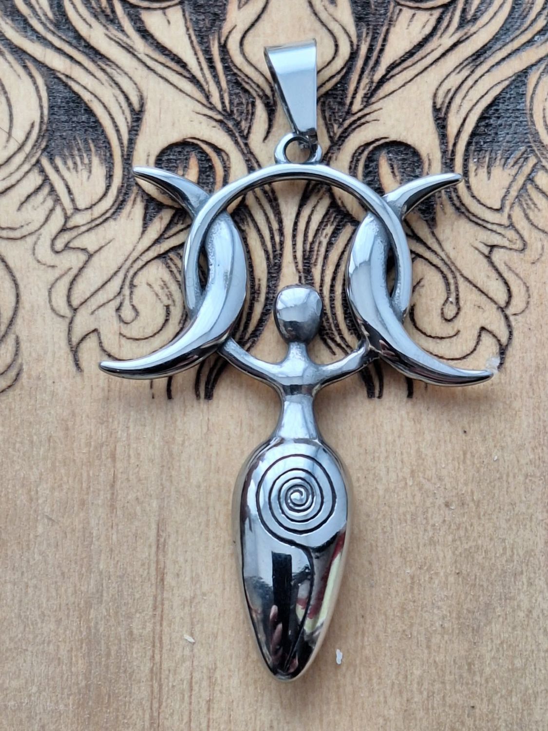 Pendentif Triple lune et Féminin sacré acier inoxydable