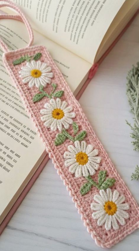 Crochet Bookmarks with Dez