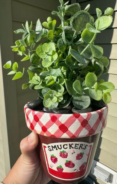 Kitschy Painted Pots &amp; Succulent Bar with Ali &amp; Little Leaf Lounge