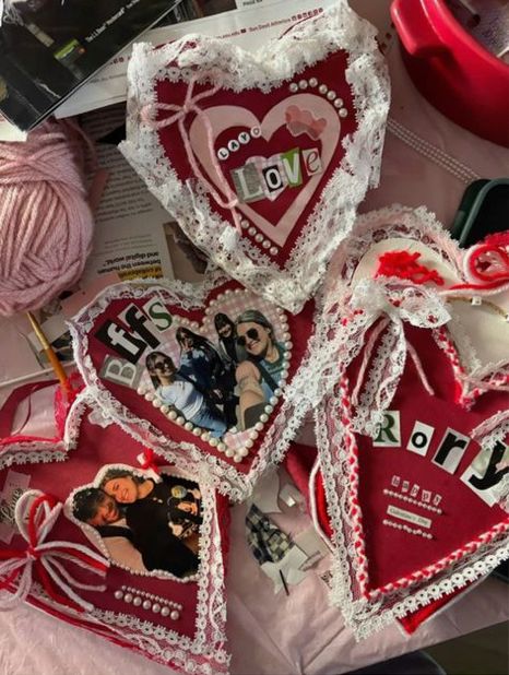 FRIDAY 9:00 - Junked with Love