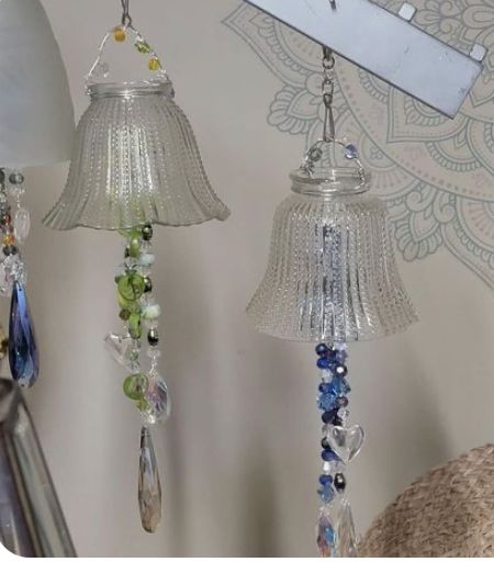 SATURDAY 12:00 - Chime Time, Sunshine