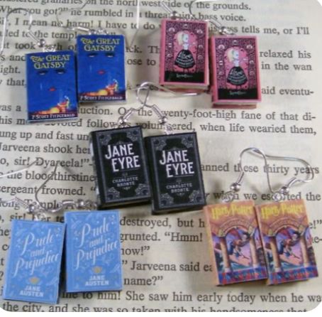 FRIDAY 5:00 - Plot Twist Accessories