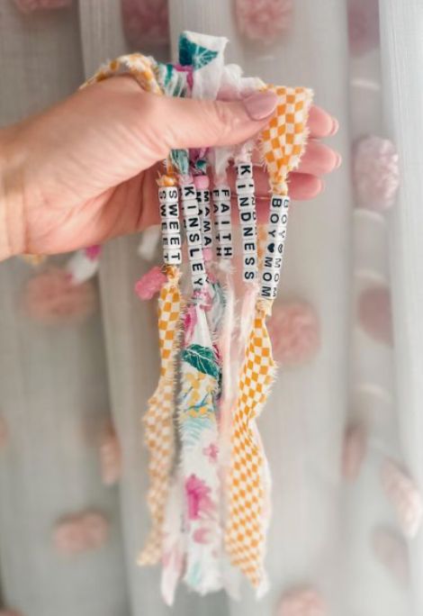 FRIDAY 9:00 -Bestie Bands