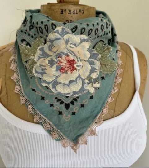 SUNDAY 12:00 - Outlaw Embellished