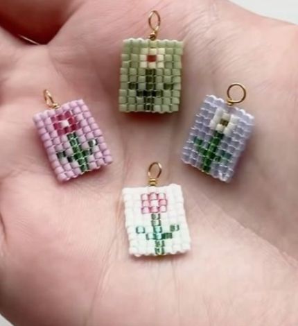 SUNDAY 5:00 - Petite Petal Charms