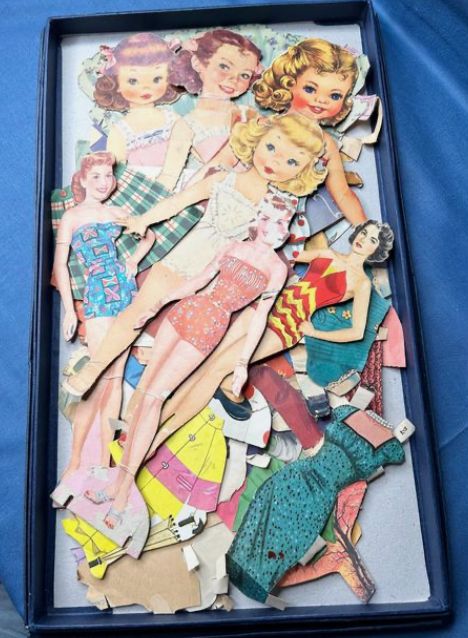 SAT SPECIAL 4:00 - Little Paper Legends