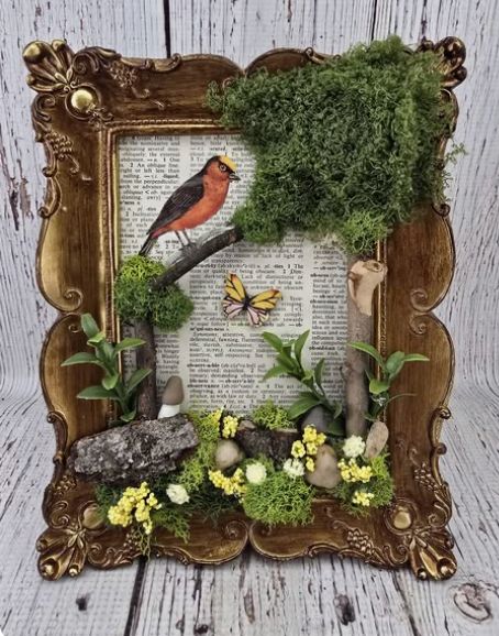 GC FRIDAY 5:00 - Secret Garden Frame
