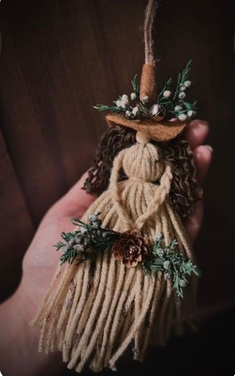GC SATURDAY 4:00 - Kitchen Witch