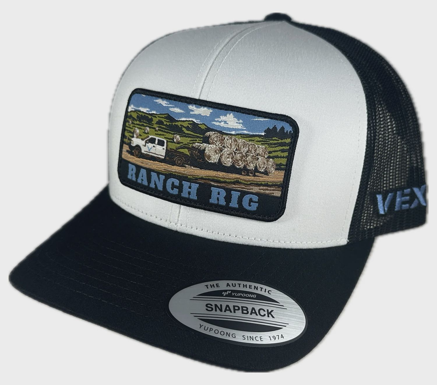 Ranch Rig - Round Bales - Black/White/Black Mesh