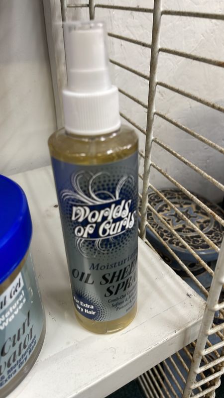 worlds of curls oil sheen spray