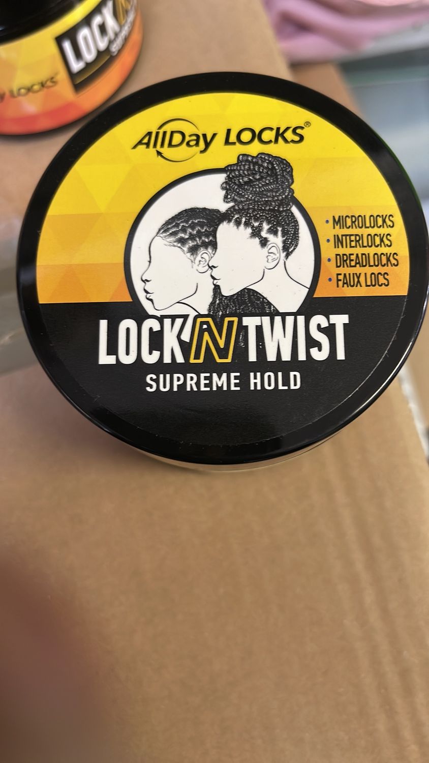 All day Locks N Twist