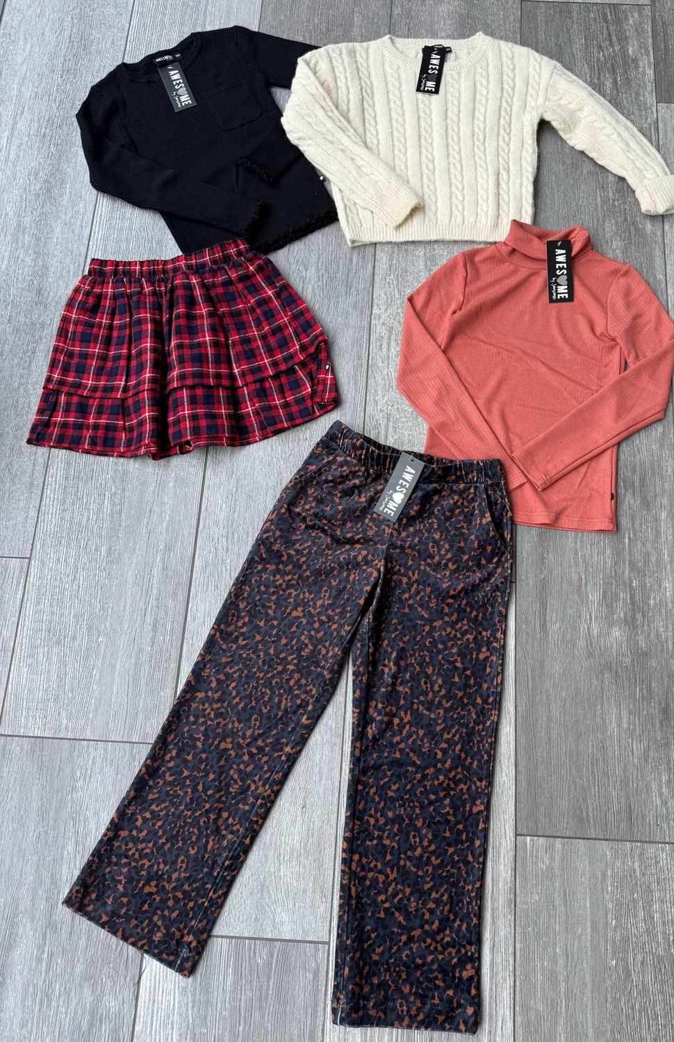 Voordeelpakket voor meisjes maat 140 – Awesome – 5 stuks voor slechts €29,99!