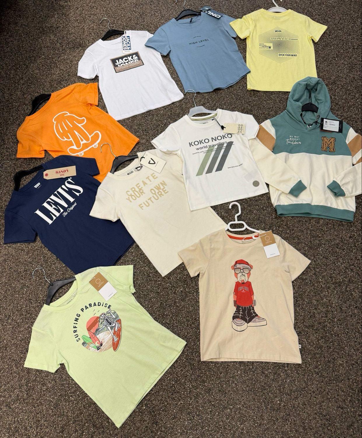 Voordeelpakket 6 voor jongens maat 122/128– Name It, Koko Noko, Someone &amp; Levi’s – 10 stuks voor slechts €49,99!