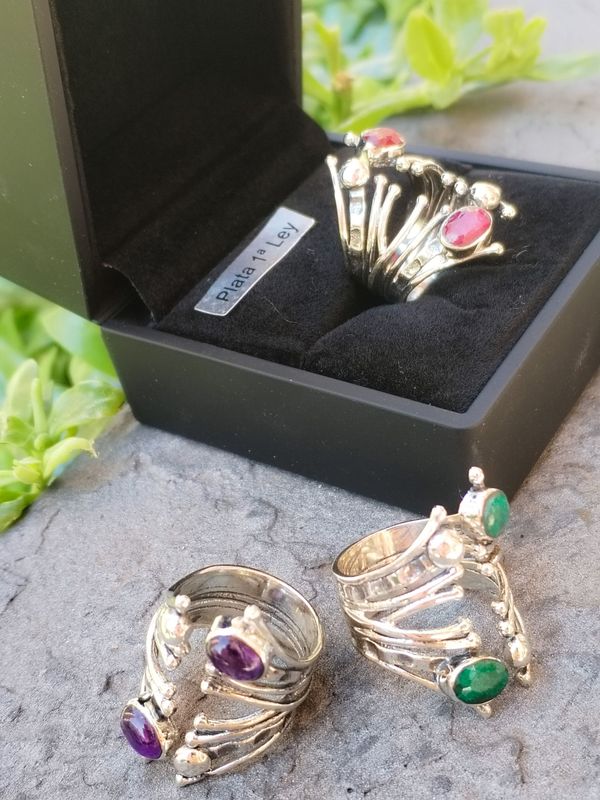 Anillos de diseño de Minerales