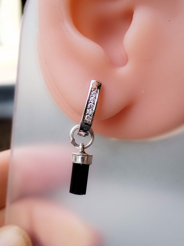 Pendientes de Turmalina negra y circonita. Plata de Ley