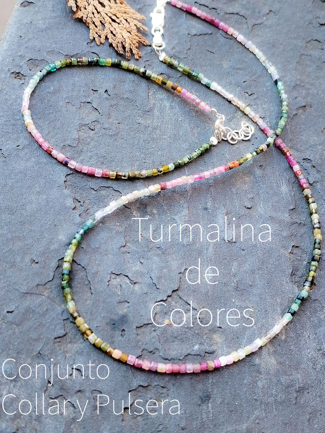 Precioso Conjunto de Turmalina Sandía verde y rosa. Cierre de plata.