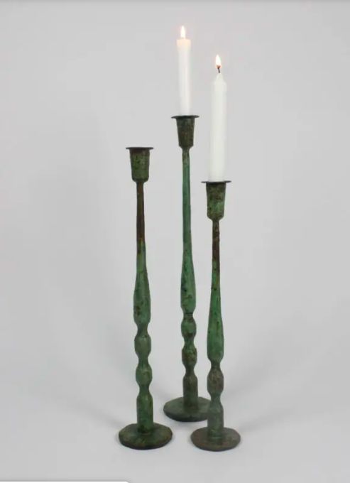 Iliana candle holder