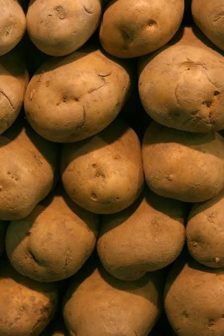 Irish Potato per Lb