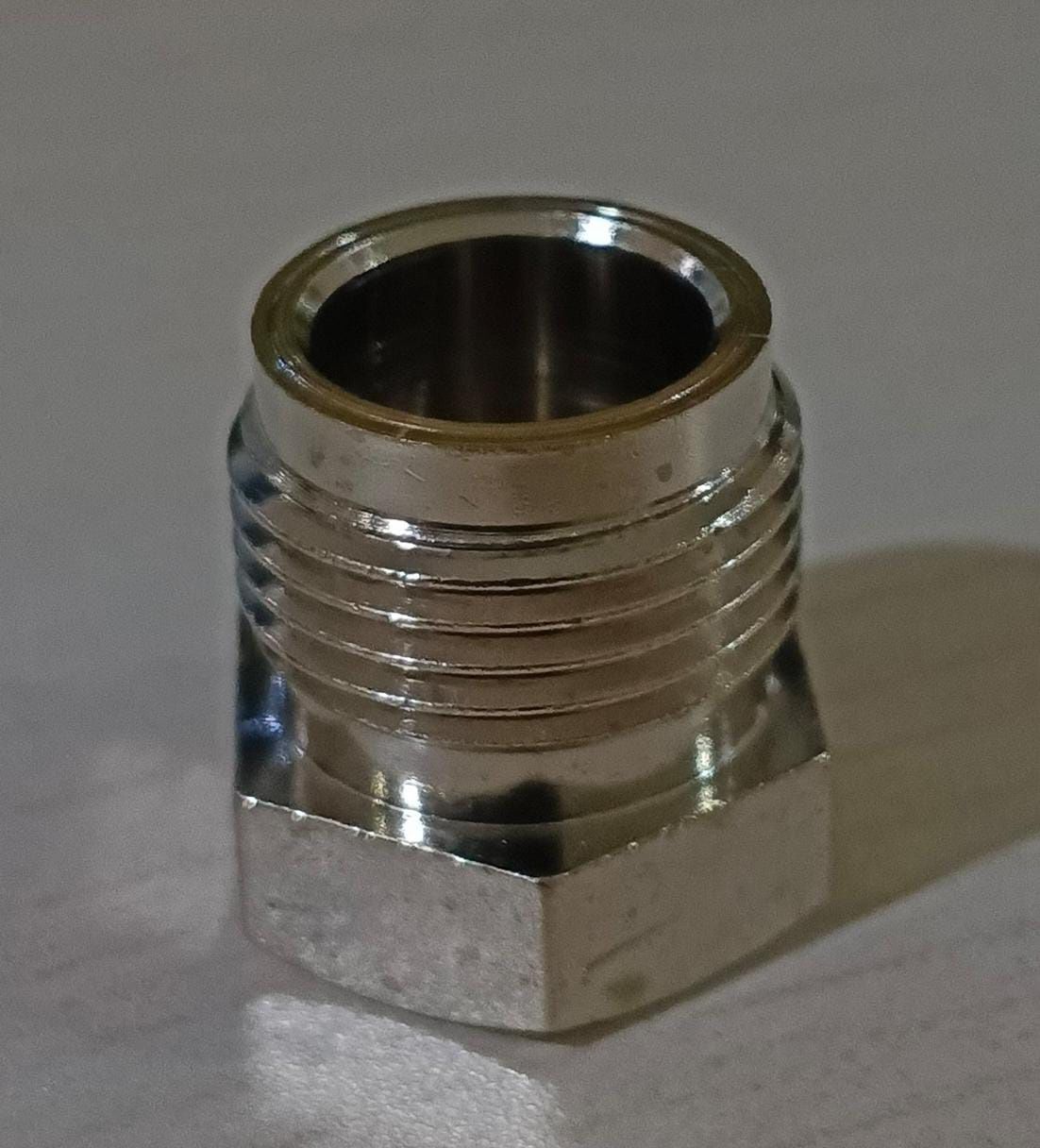 CLOSER NUT TANK VALVE