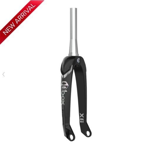 Box Hex Lab X6 Pro Ti Carbon Fork 20x20'' - 1.5 to 1 1/8" Matte Black