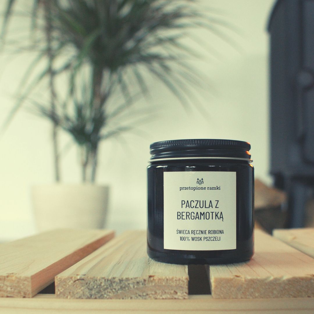 świeca z wosku pszczelego - paczula z bergamotką - 120ml
