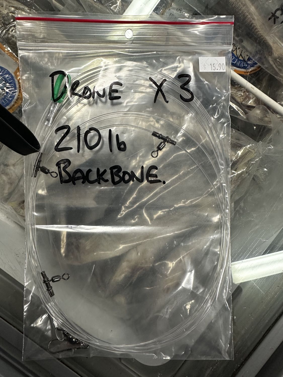 drone 3 hook backbone 200lb