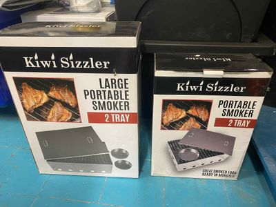 Kiwi Sizzler Large stainless fish smoker -2 tray
