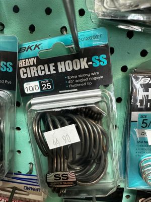 BKK offset heavy circle hooks 10/O x 25