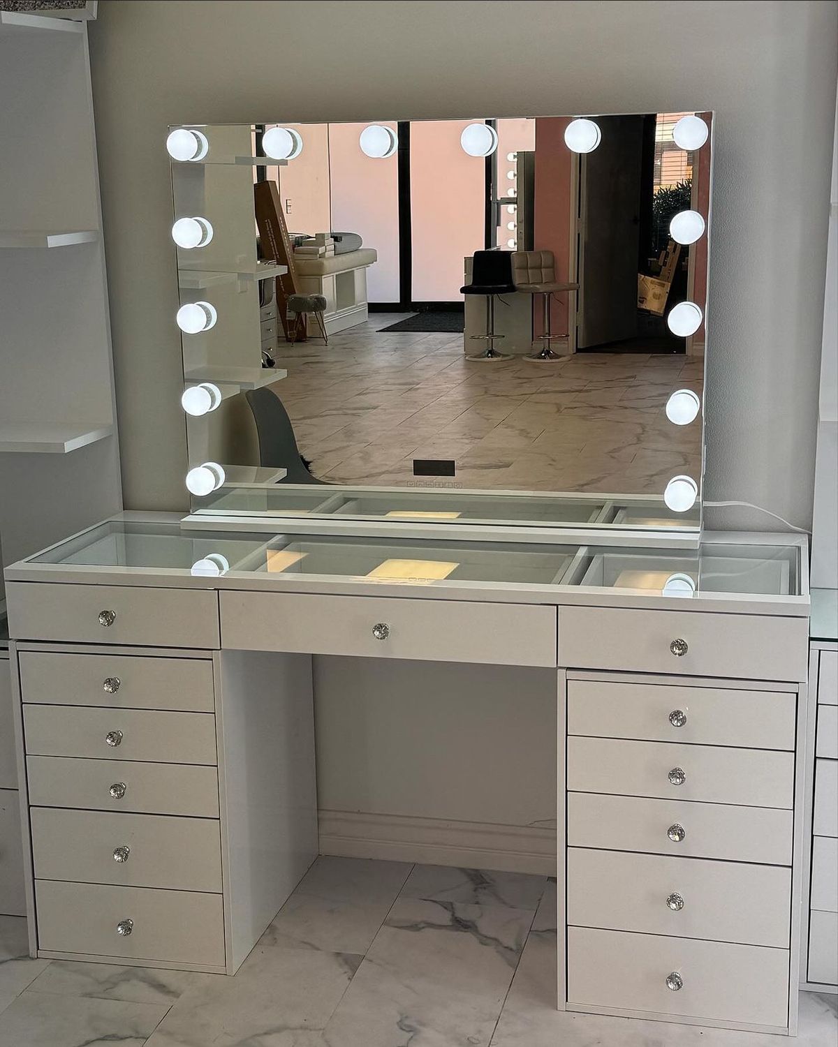13 Drawer Glass Top w/ LED Dimmable Mirror
