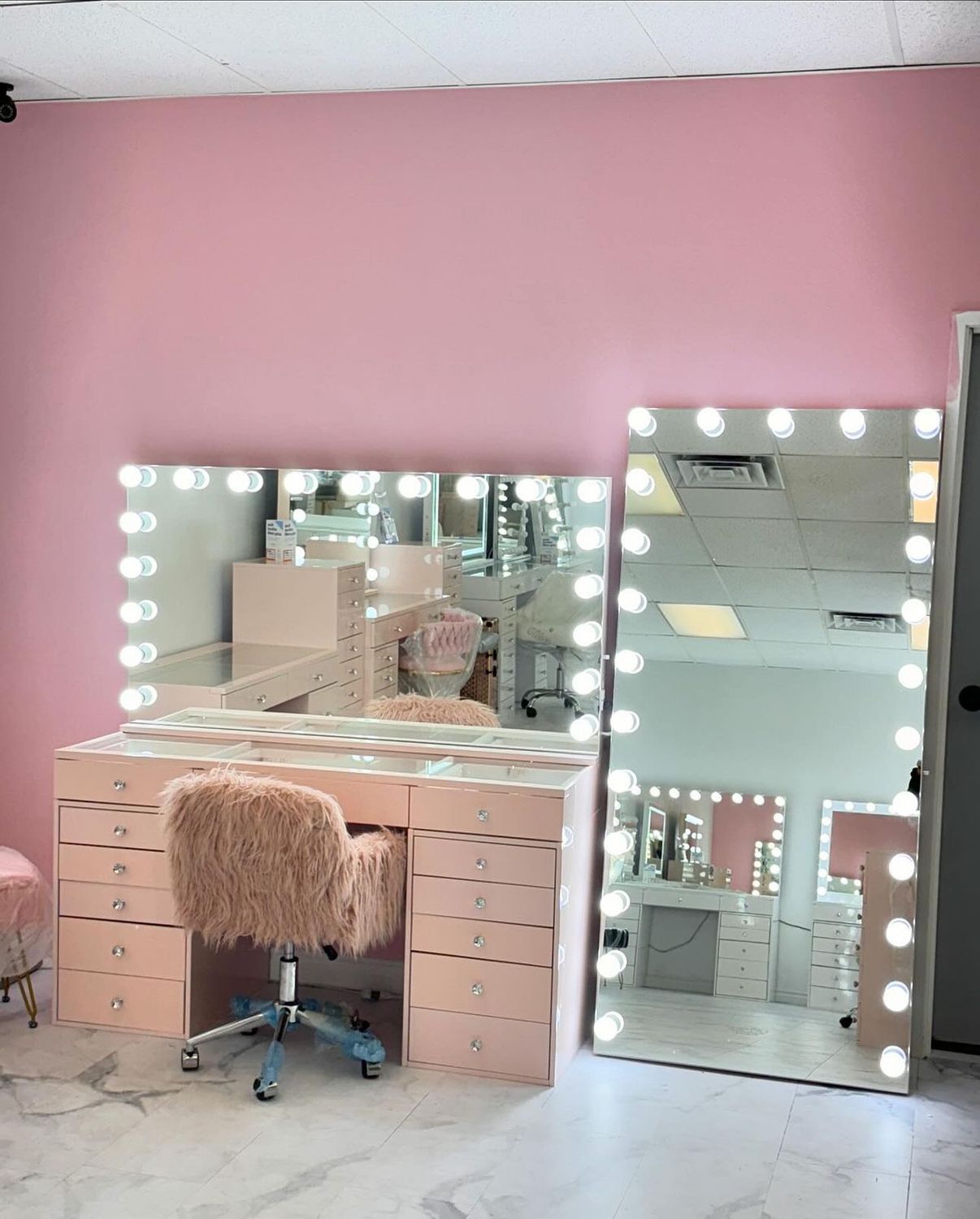 13 Drawer Glass Top w/ LED Large Dimmable Mirror &amp; Dimmable Body Mirror Combo
