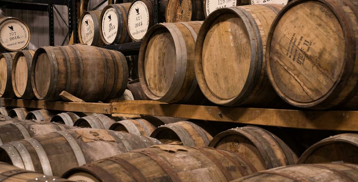 Cotswolds Peated Single Malt - 59,3% Cotswolds Peated Single Malt - 59,3%