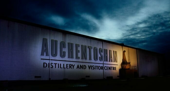 Auchentoshan 25 years - 1988 - Wine Cask Finish - 47,6% Auchentoshan 25 years - 1988 - Wine Cask Finish - 47,6%