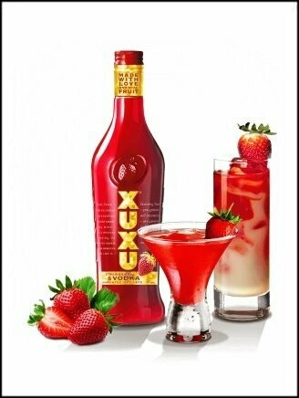 XuXu aardbeien vodka likeur - 15% XuXu aardbeien vodka likeur - 15%