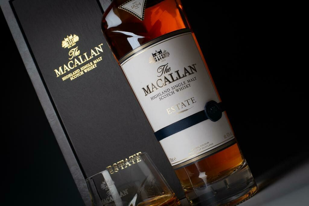 Macallan Estate - 43% - Langere levertijd. Macallan Estate - 43% - Langere levertijd.