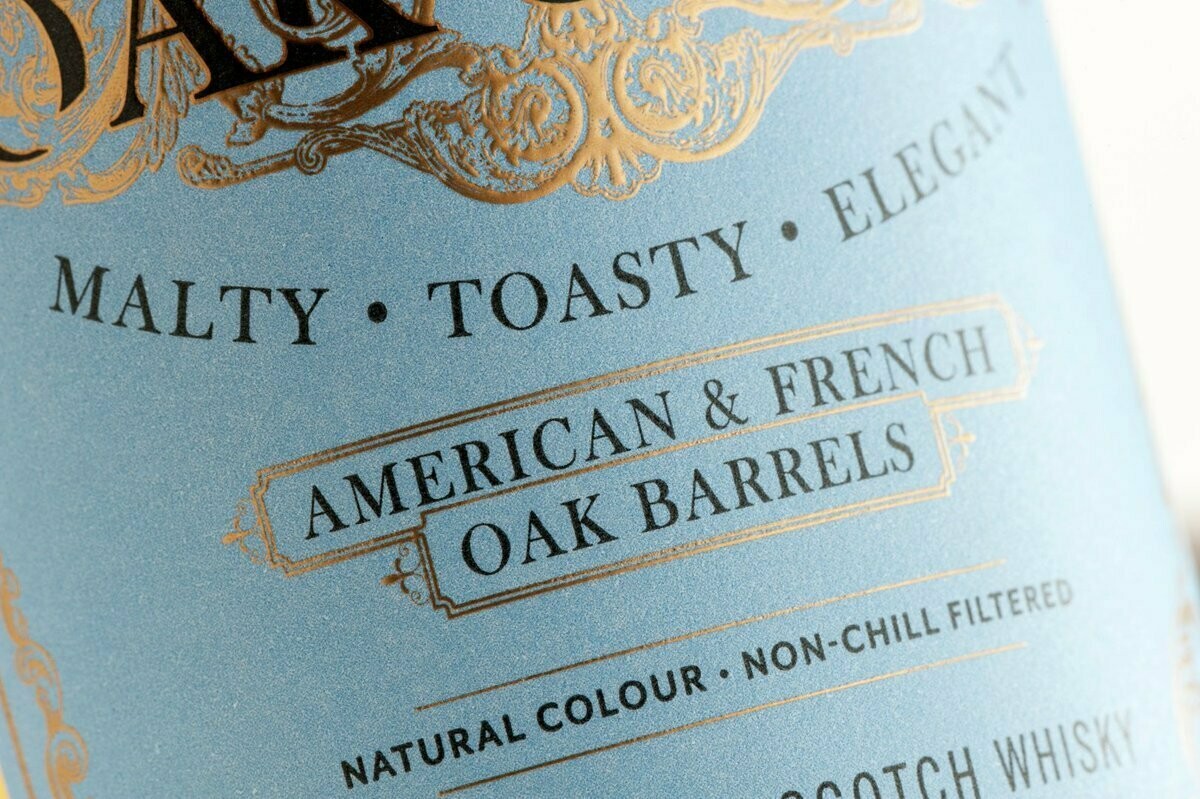 The Compass Box Oak Cross - 43% The Compass Box Oak Cross - 43%