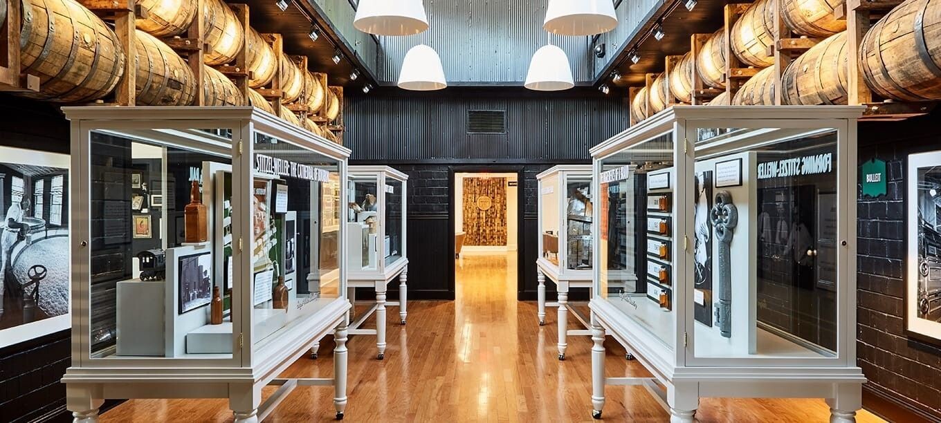 Weller Special Reserve Bourbon Whiskey - 45% Weller Special Reserve Bourbon Whiskey - 45%