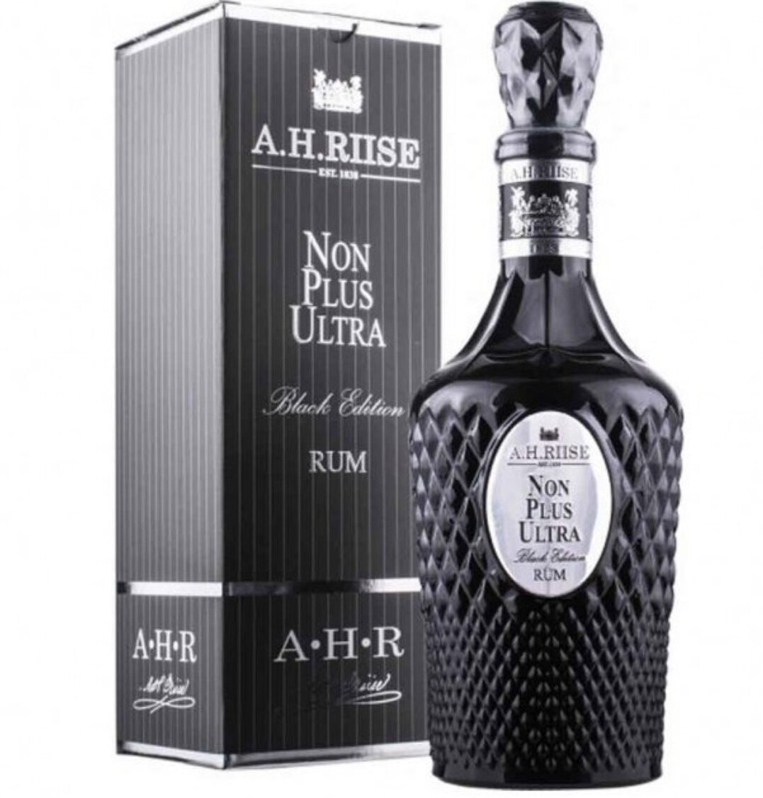 A.H. Riise - Non Plus Extra Black Edition - 42%