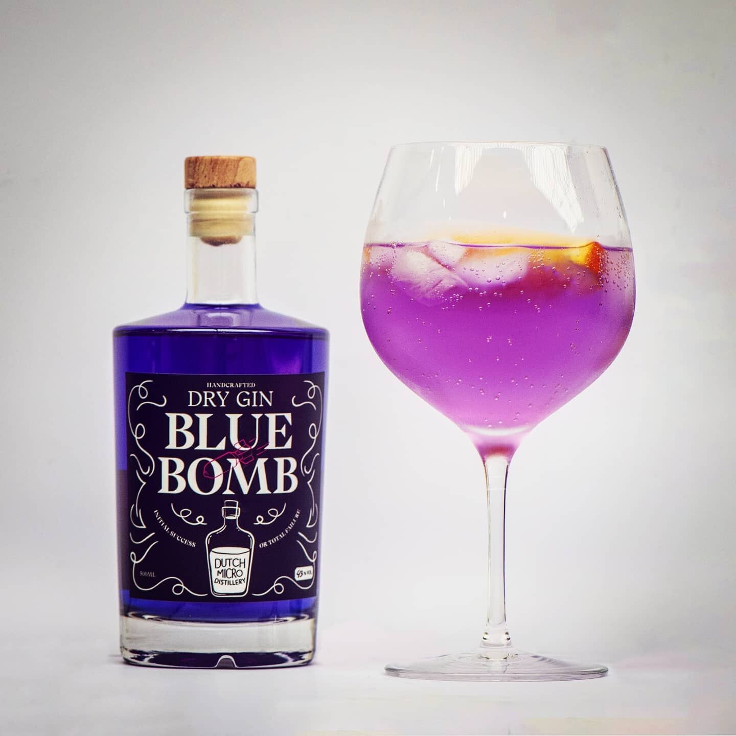 Blue Bomb gin - 43% Blue Bomb gin - 43%