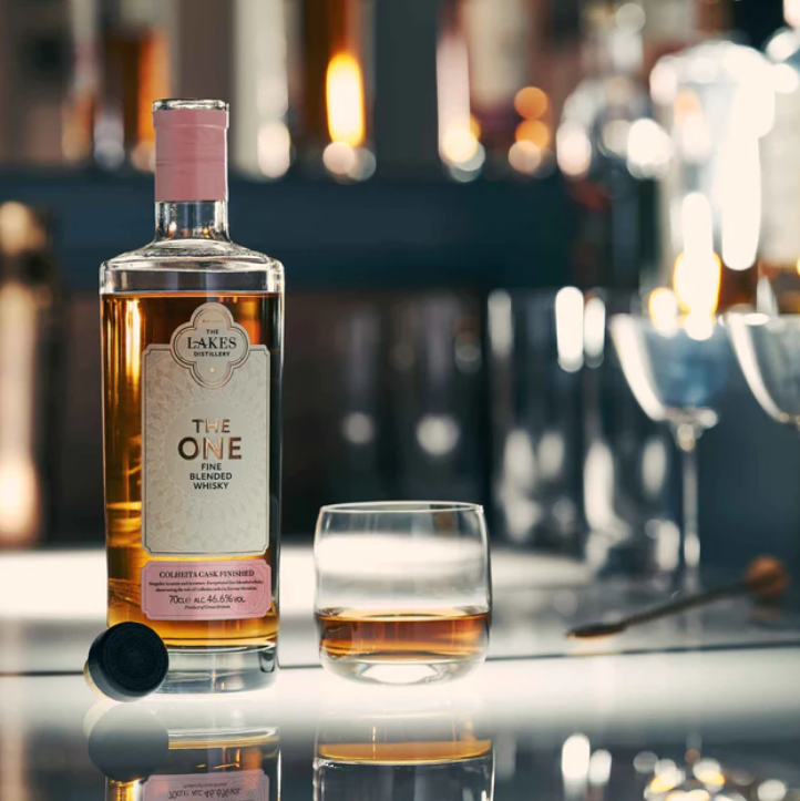 The Lakes - The One - Colheita Cask - 46.6% The Lakes - The One - Colheita Cask - 46.6%