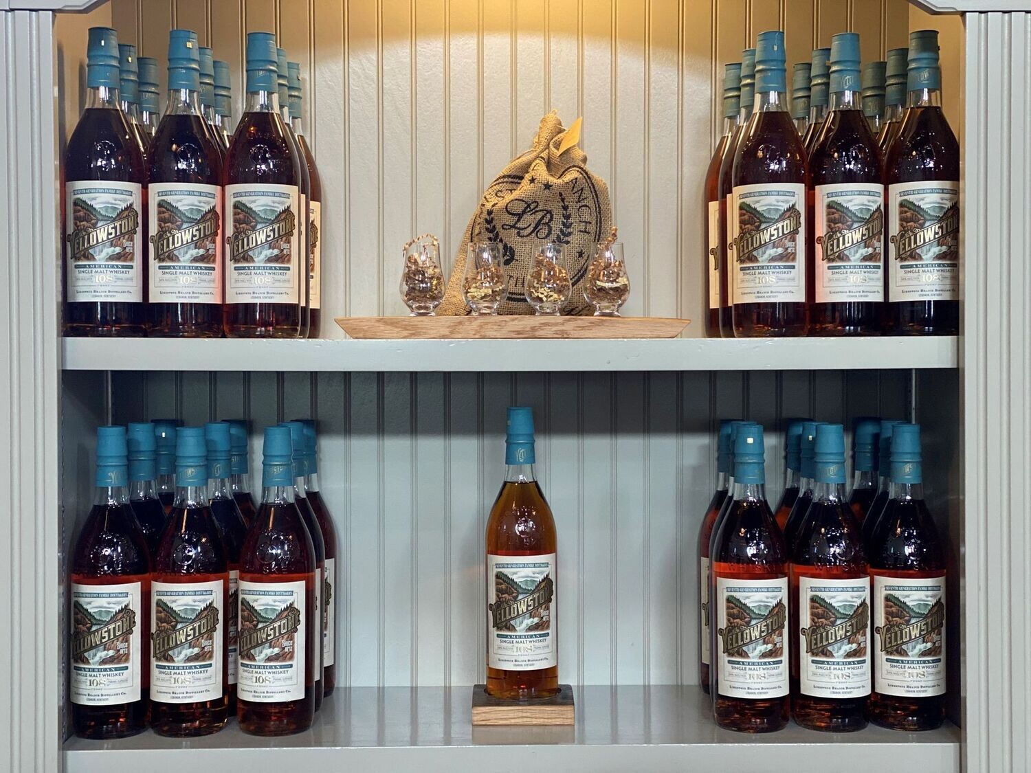 Yellowstone Single Malt - 54% Yellowstone Single Malt - 54%