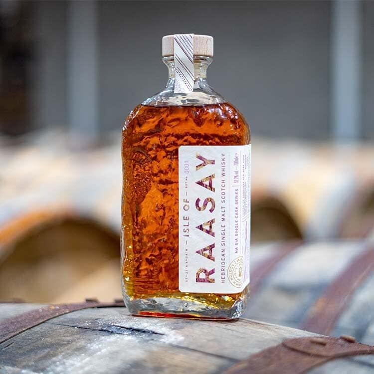 Raasay Hibridean whisky - Islay of Raasay - Single Cask Peated Red Wine - 61.6% Raasay Hibridean whisky - Islay of Raasay - Single Cask Peated Red Wine - 61.6%